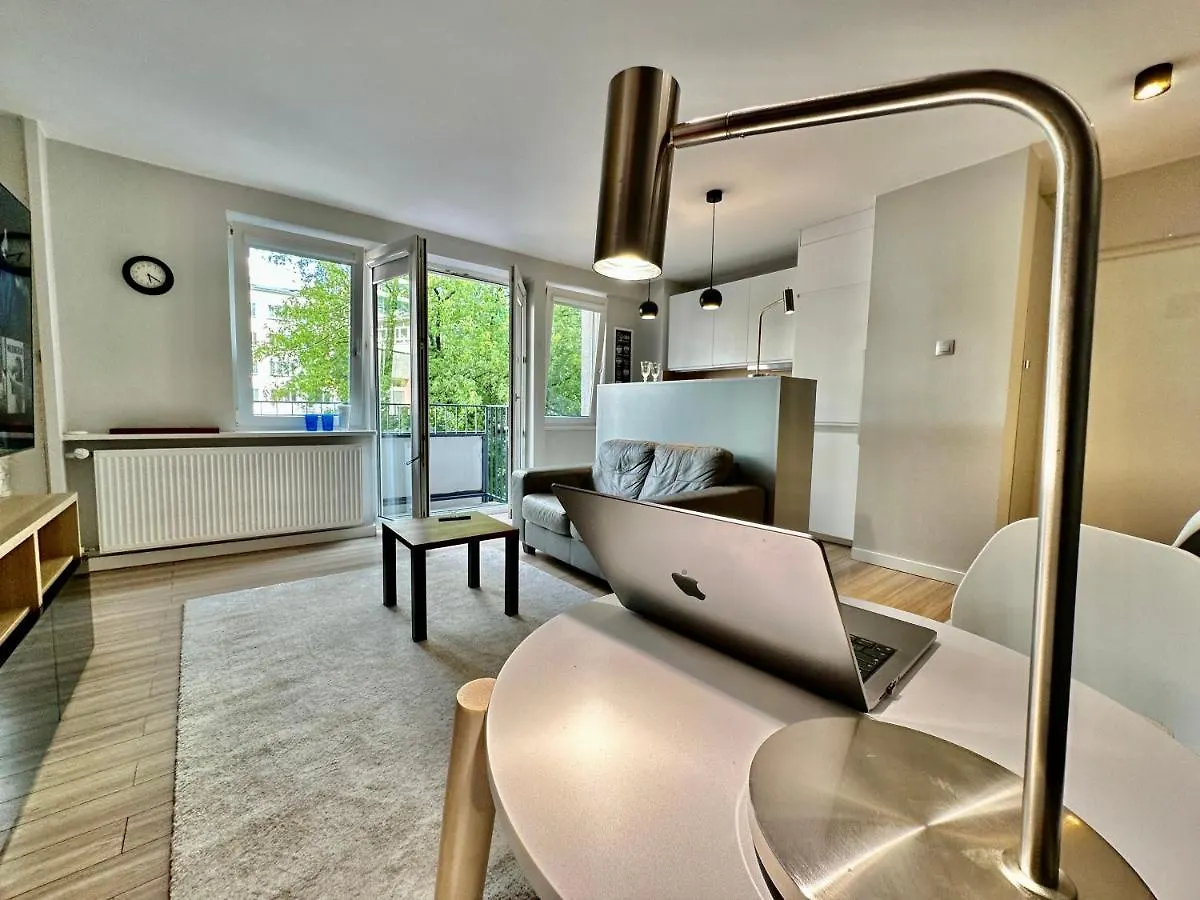 Appartement Neon 3 Silence Metro Wifi 85'Tv Netflix Hbo à Varsovie