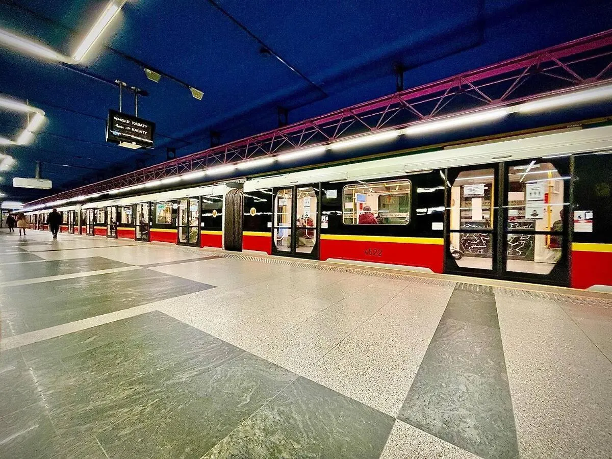 Appartement Neon 3 Silence Metro Wifi 85'Tv Netflix Hbo à Varsovie